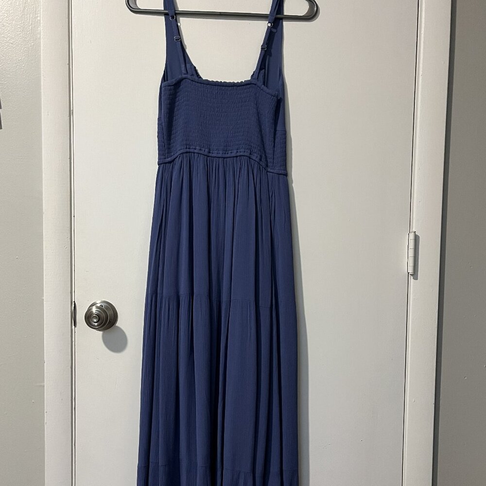 Hollister Sofia Side-Smocked Maxi Dress in Blue - Picture 3 of 7